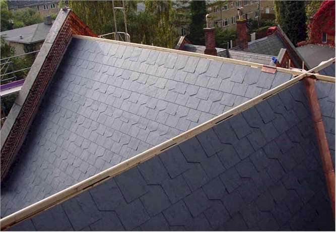 Skifertag på klassisk bygning